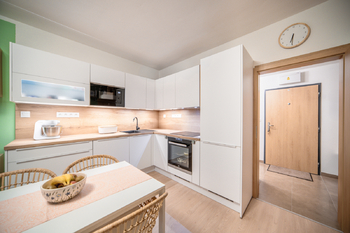 Pronájem bytu 2+kk v osobním vlastnictví 53 m², Hostivice