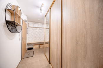 Pronájem bytu 2+kk v osobním vlastnictví 53 m², Hostivice