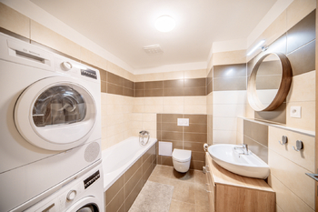Pronájem bytu 2+kk v osobním vlastnictví 53 m², Hostivice