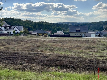 Prodej pozemku 954 m², Petráveč