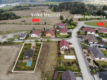 Prodej pozemku 954 m², Petráveč