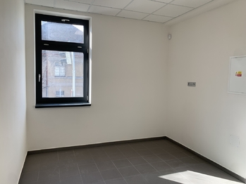 Pronájem komerčního prostoru 20 m², Praha 9 - Horní Počernice