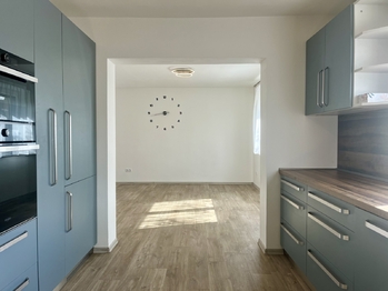 Pronájem domu 120 m², Kněžice