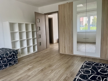 Pronájem domu 120 m², Kněžice