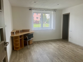 Pronájem domu 120 m², Kněžice