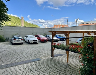 Prodej nájemního domu 736 m², Praha 5 - Smíchov
