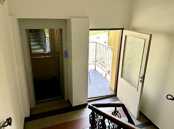 Prodej nájemního domu 736 m², Praha 5 - Smíchov