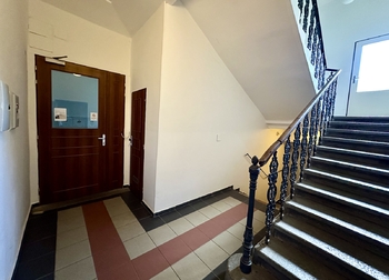 Prodej nájemního domu 736 m², Praha 5 - Smíchov