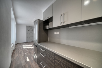 kuchyňský kout - Pronájem bytu 1+kk v osobním vlastnictví 31 m², Kolín
