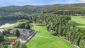 Prodej pozemku 1907 m², Strašice