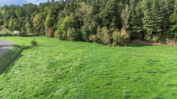 Prodej pozemku 1907 m², Strašice