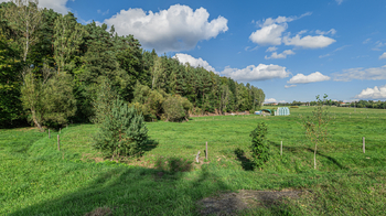 Prodej pozemku 1907 m², Strašice