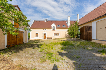 Prodej zemědělského objektu 359 m², Chyše