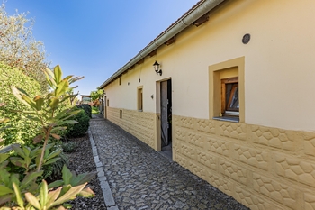 Dílna na zahradě + skladovací prostory. - Prodej domu 123 m², Žíšov