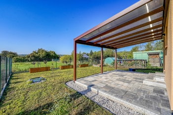 Prodej domu 75 m², Město Touškov