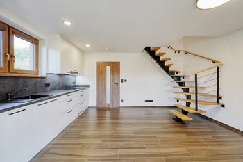 Prodej domu 75 m², Město Touškov