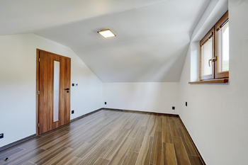 Prodej domu 75 m², Město Touškov