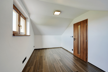 Prodej domu 75 m², Město Touškov