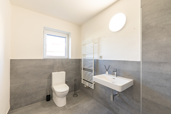 Prodej kancelářských prostor 105 m², Otrokovice