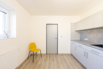Prodej kancelářských prostor 105 m², Otrokovice
