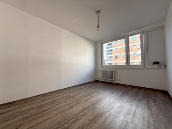 Pronájem bytu 3+1 v osobním vlastnictví 75 m², Praha 10 - Strašnice