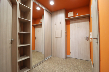 Předsíň - Prodej bytu 2+kk v osobním vlastnictví 45 m², Vrchlabí