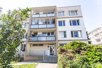 Prodej bytu 2+kk v osobním vlastnictví 41 m², Praha 4 - Michle