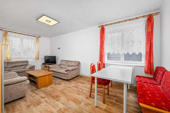 Prodej bytu 3+1 v osobním vlastnictví 79 m², Černá v Pošumaví