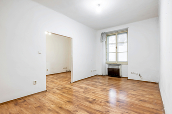 Ložnice - Prodej bytu 3+kk v osobním vlastnictví 54 m², Praha 3 - Žižkov