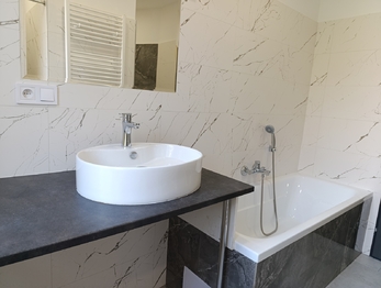 Pronájem bytu 2+kk v osobním vlastnictví 65 m², Teplice