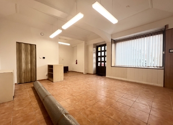 Pronájem obchodních prostor 42 m², Osek
