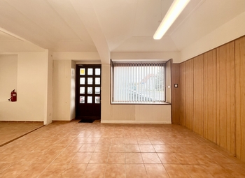 Pronájem obchodních prostor 42 m², Osek