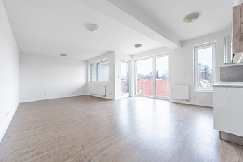Pronájem bytu 2+1 v osobním vlastnictví 61 m², České Budějovice