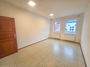 pokoj - Pronájem bytu 3+1 v osobním vlastnictví 121 m², České Budějovice