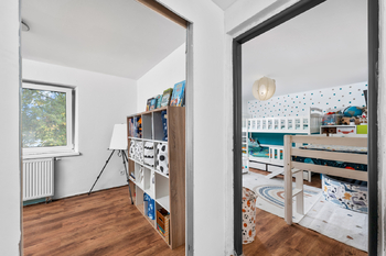 BYT 4+1 - POKOJ + DĚTSKÝ POKOJ - Prodej domu 226 m², Cehnice