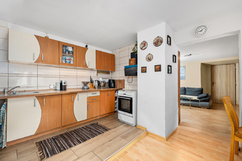 BYT 2+1 - KUCHYNĚ - Prodej domu 226 m², Cehnice