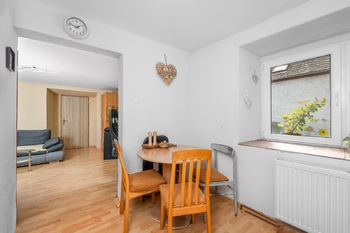 BYT 2+1 - KUCHYNĚ - Prodej domu 226 m², Cehnice