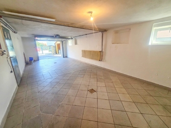 1.PP garáž - Prodej domu 227 m², Kaplice