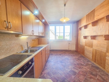 1.NP kuchyně - Prodej domu 227 m², Kaplice