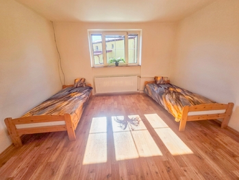 2.NP pokoj - Prodej domu 227 m², Kaplice