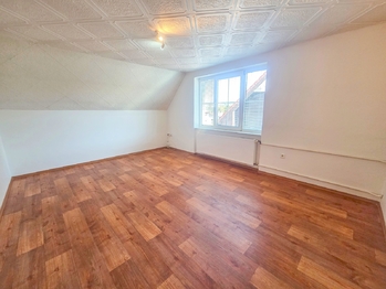 2.NP obývací pokoj - Prodej domu 227 m², Kaplice