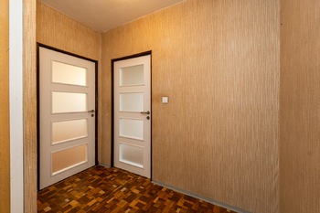 vstup do pokojů - Prodej bytu 2+1 v osobním vlastnictví 49 m², Praha 6 - Řepy
