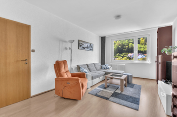 Byt 3+1, Třebovská, Ústí nad Orlicí - Hylváty - obývací pokoj - Prodej bytu 3+1 v družstevním vlastnictví 84 m², Ústí nad Orlicí
