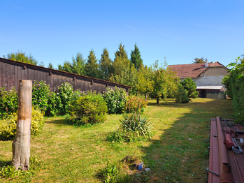 Zahrada u domu. - Prodej domu 166 m², Záhornice