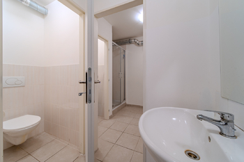 Pronájem skladovacích prostor 190 m², Jeneč