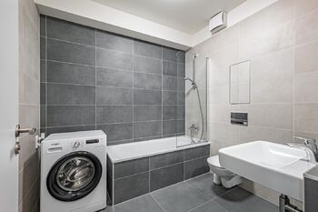 Prodej bytu 2+kk v osobním vlastnictví 36 m², Praha 5 - Hlubočepy