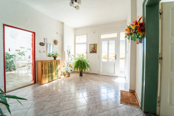 vstupní chodba - Prodej zemědělského objektu 363 m², Vrdy