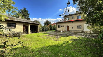 Pohled na dům ze zahrady - Prodej domu 260 m², Horní Bezděkov