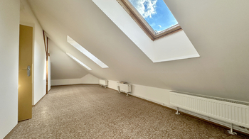 Podkroví byt - Ložnice - Prodej domu 260 m², Horní Bezděkov