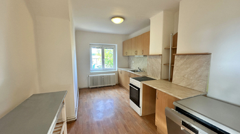 Podkroví byt - Kuchyně - Prodej domu 260 m², Horní Bezděkov
